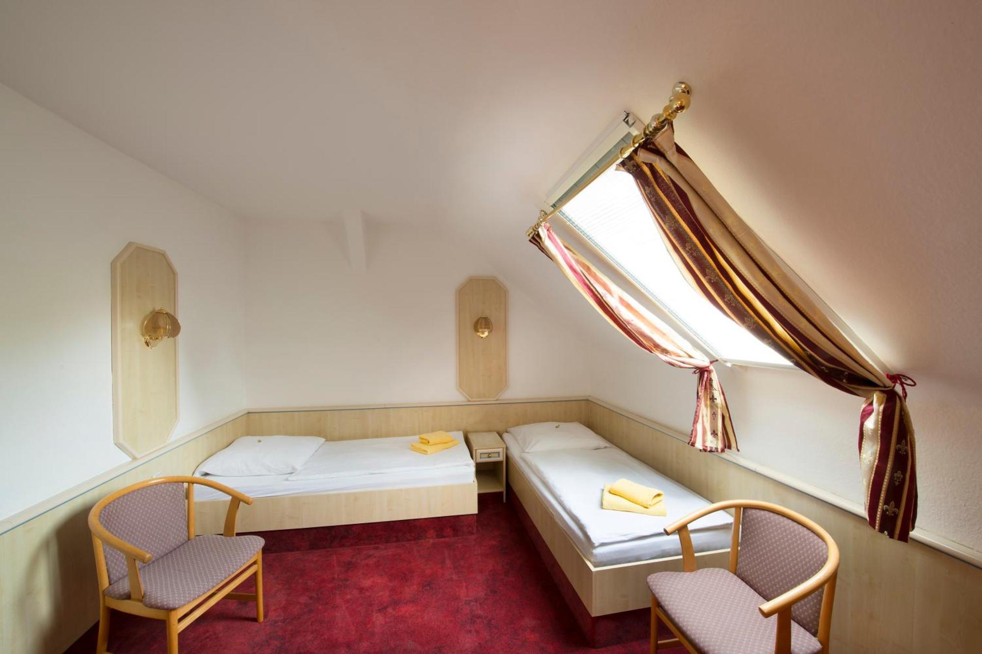 Seehotel Ichlim Sewekow エクステリア 写真