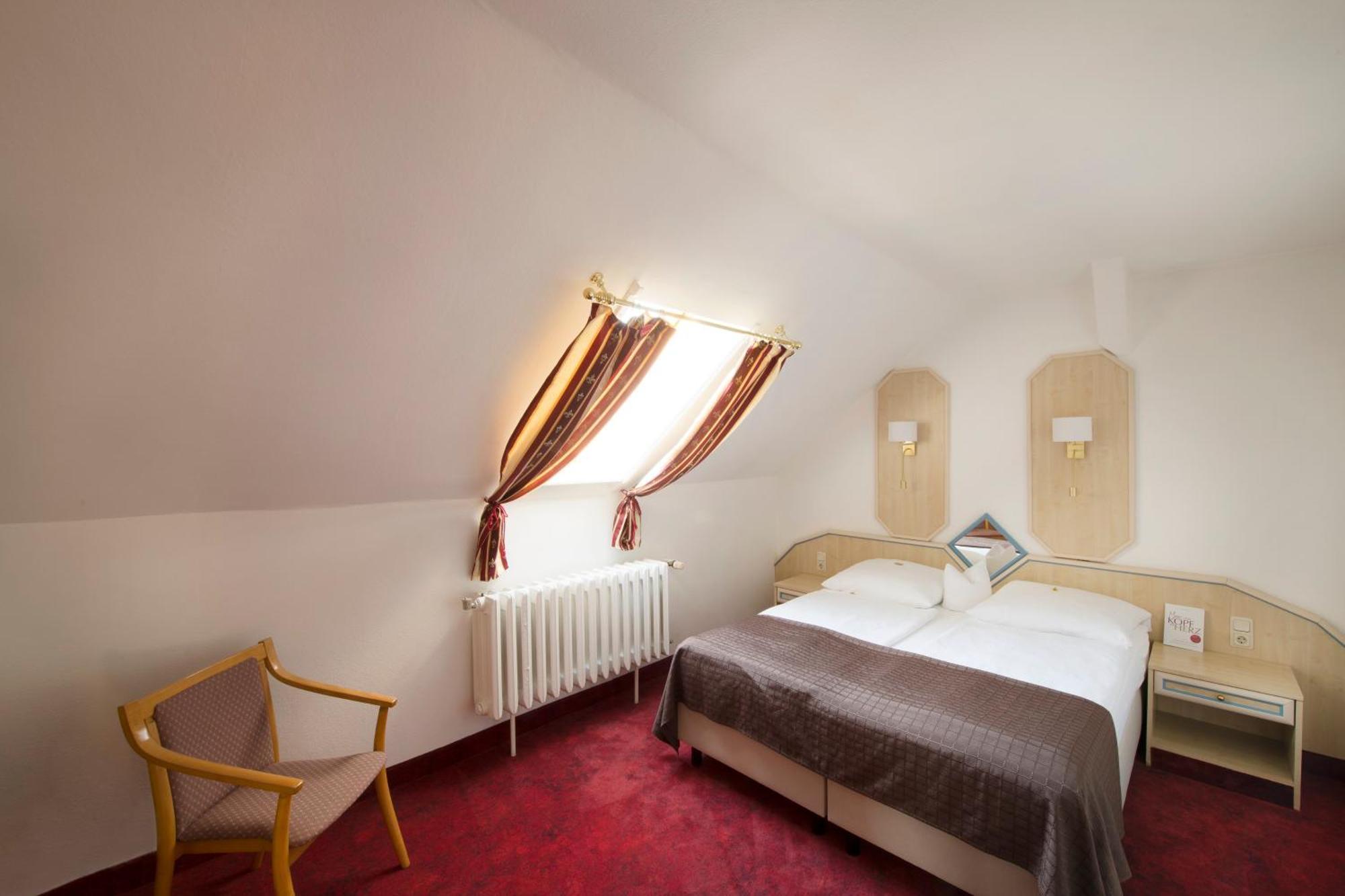 Seehotel Ichlim Sewekow エクステリア 写真